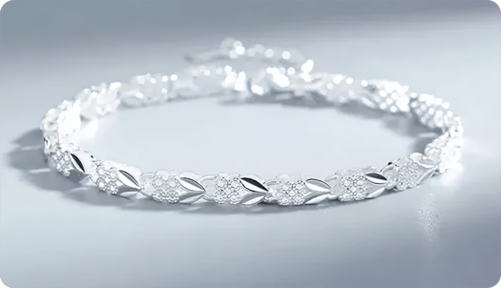 ✨Elegant Sparkling Lucky Clover Bracelet🍀